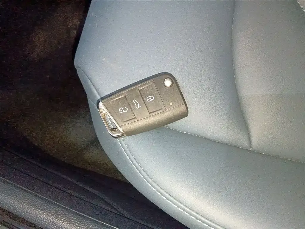Volkswagen Tharu 2024 из CN, фото 9