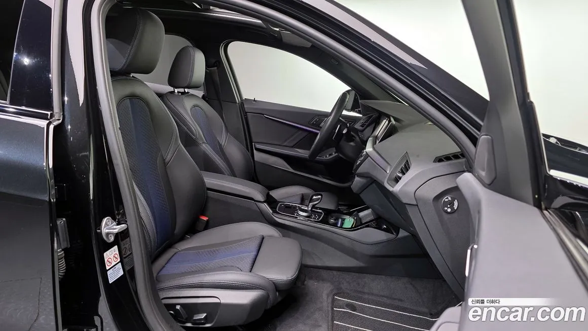 BMW 1-Series 2024 из KR, фото 10