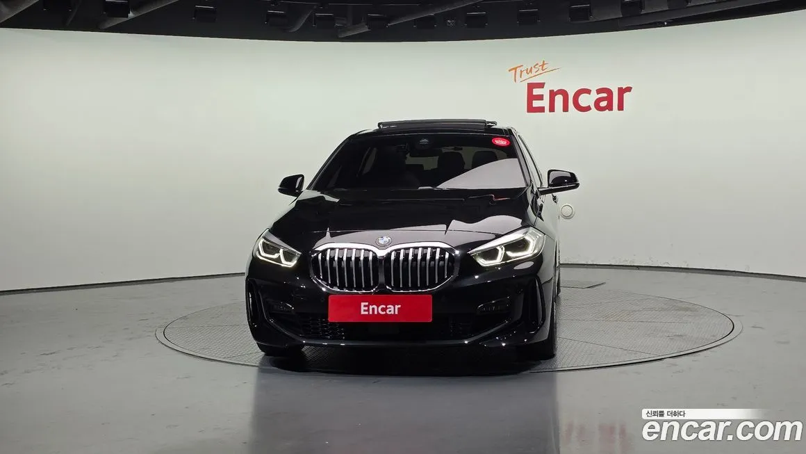 BMW 1-Series 2024 из KR, фото 3