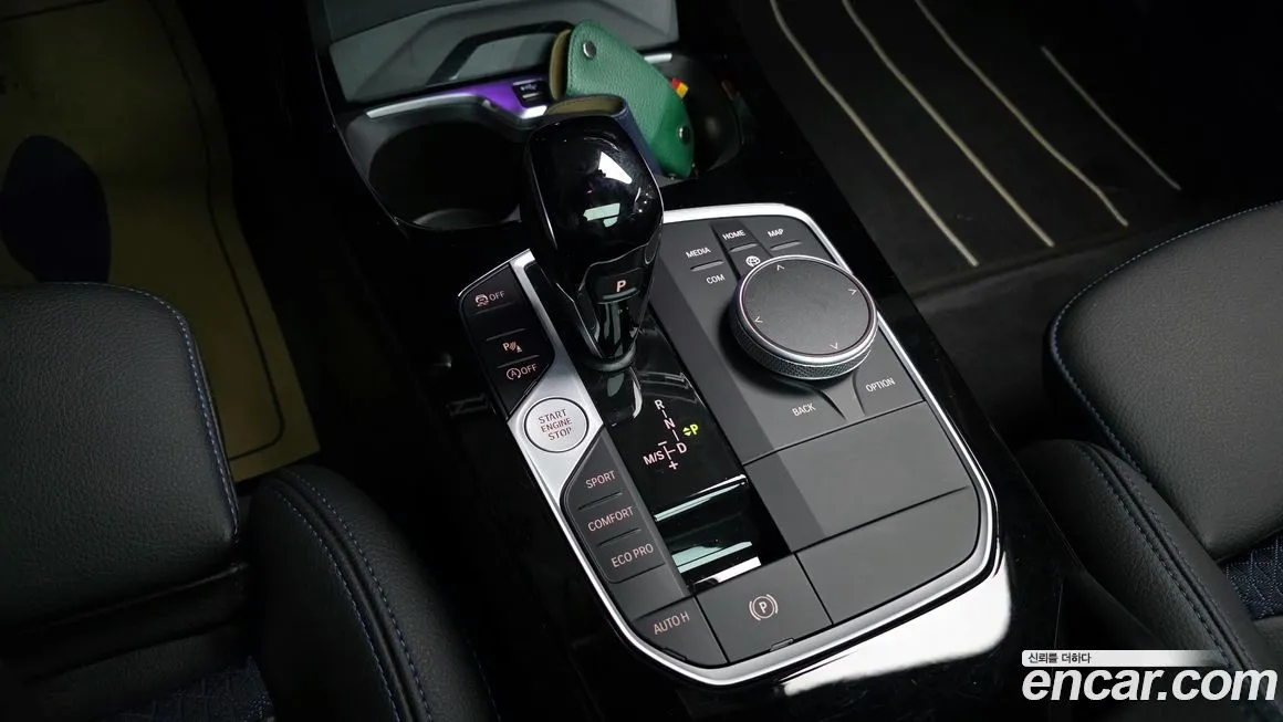 BMW 1-Series 2024 из KR, фото 9
