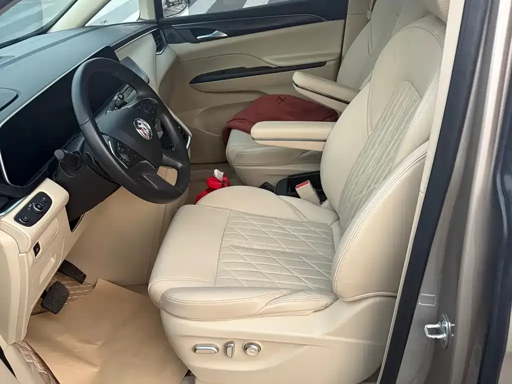 Buick GL8 2024 из CN, фото 9