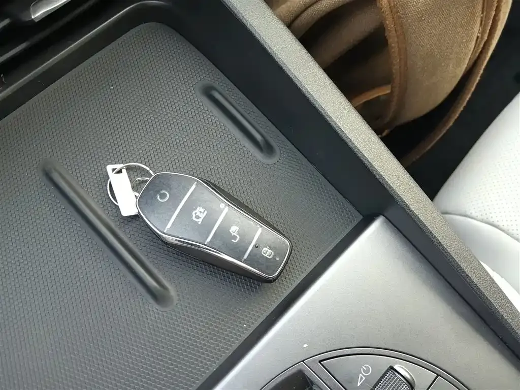 BYD Seal 06 2025 из CN, фото 9