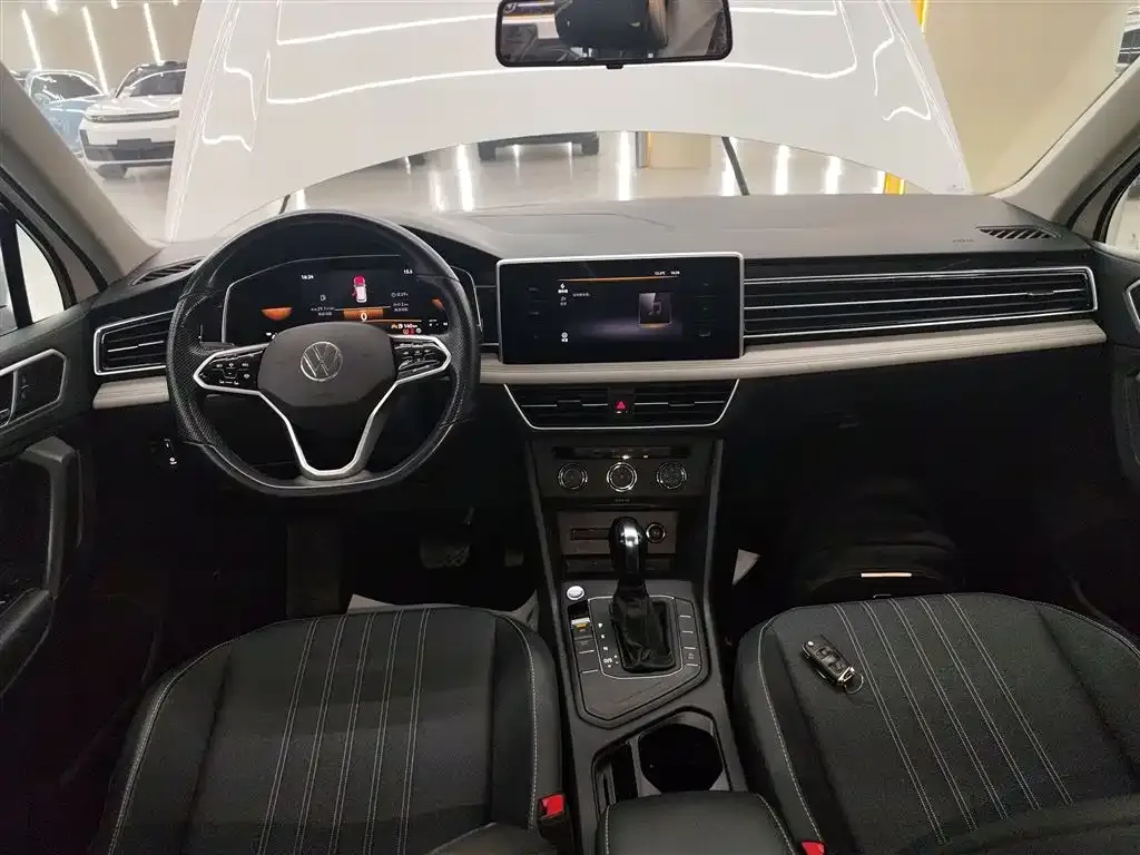 Volkswagen Tiguan L 2022 из CN, фото 10