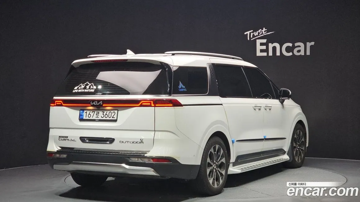 Kia Carnival 2023 из KR, фото 2