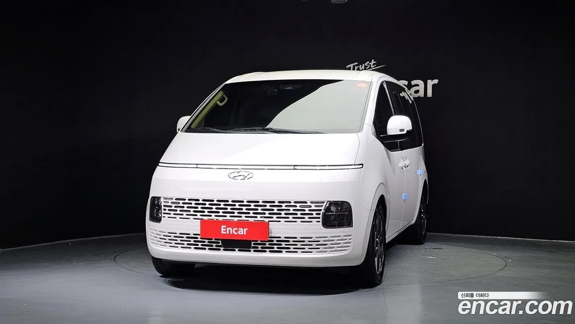 Hyundai Staria — фото 3