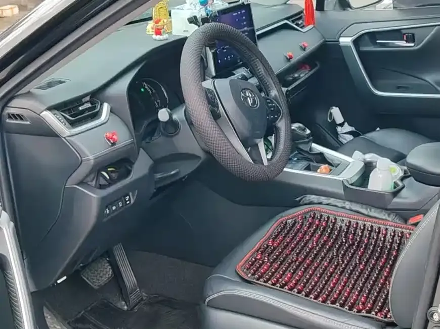 Toyota RAV4 2022 из CN, фото 3