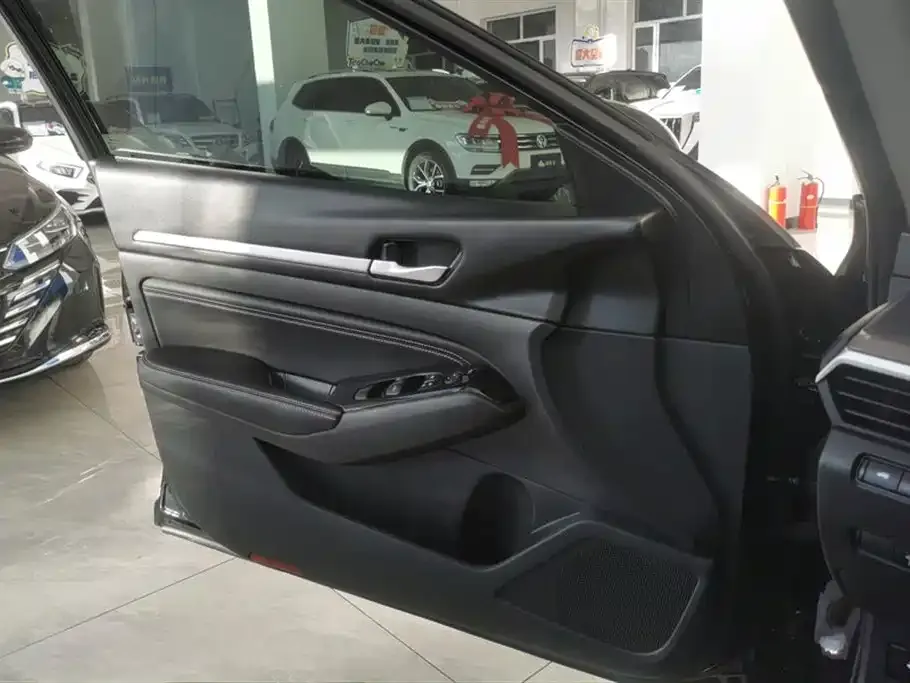 Nissan Teana 2021 из CN, фото 7