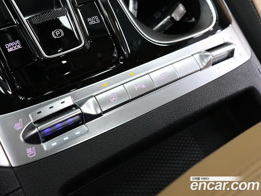 Kia Carnival — фото 10