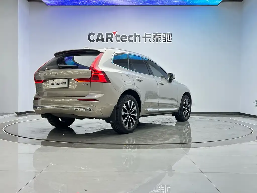 Volvo XC60 2024 из CN, фото 6