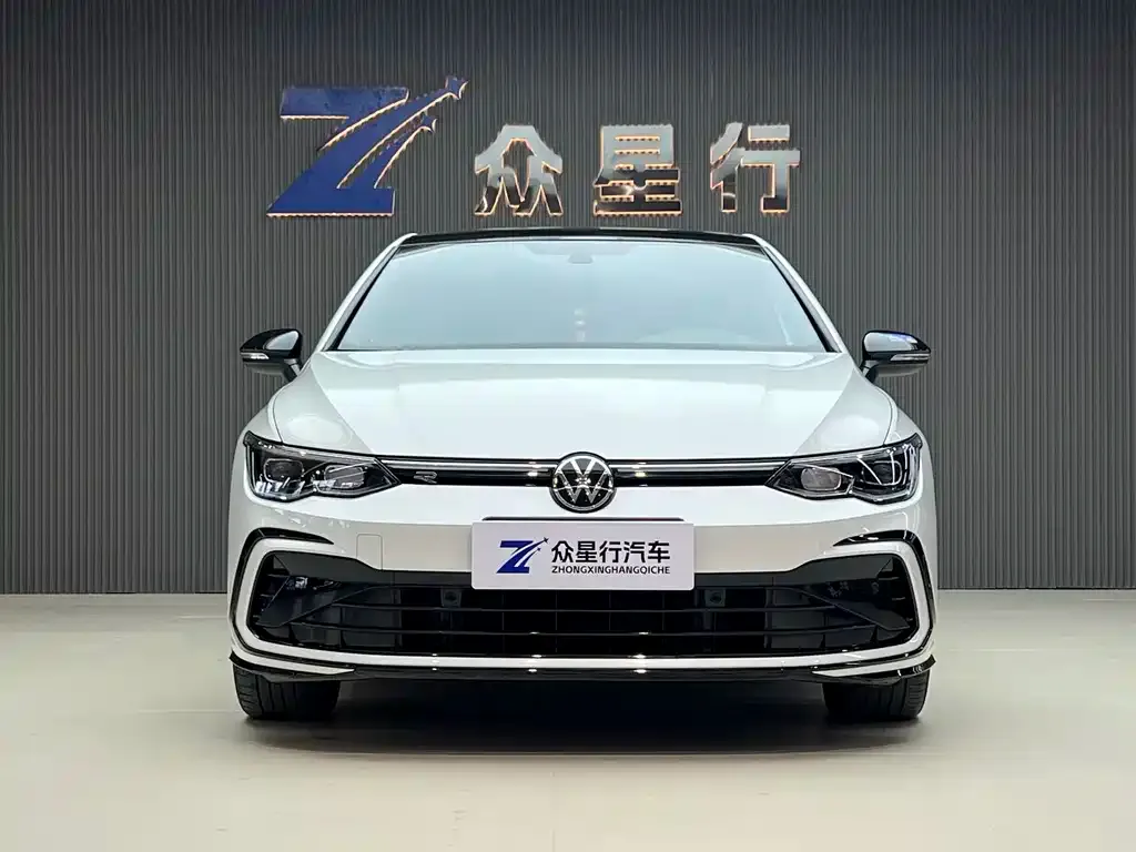 Volkswagen Golf 2022 из CN, фото 2