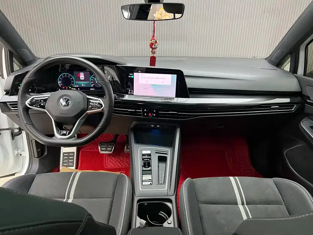 Volkswagen Golf 2022 из CN, фото 7