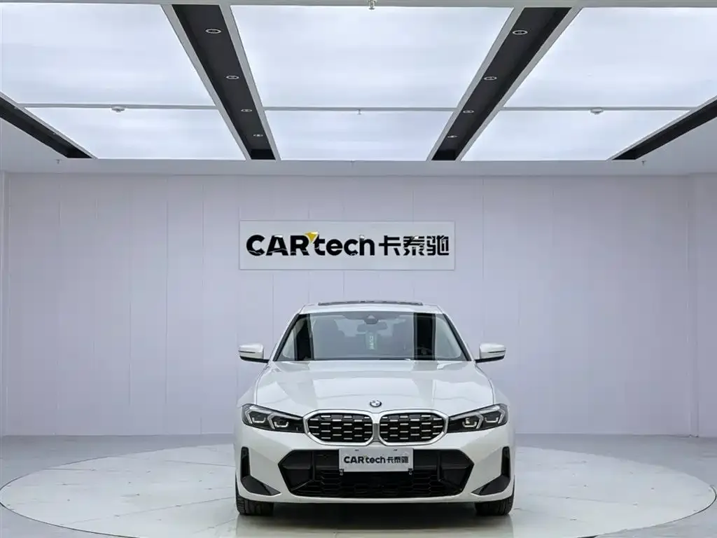 BMW 3 Series 2024 из CN, фото 8