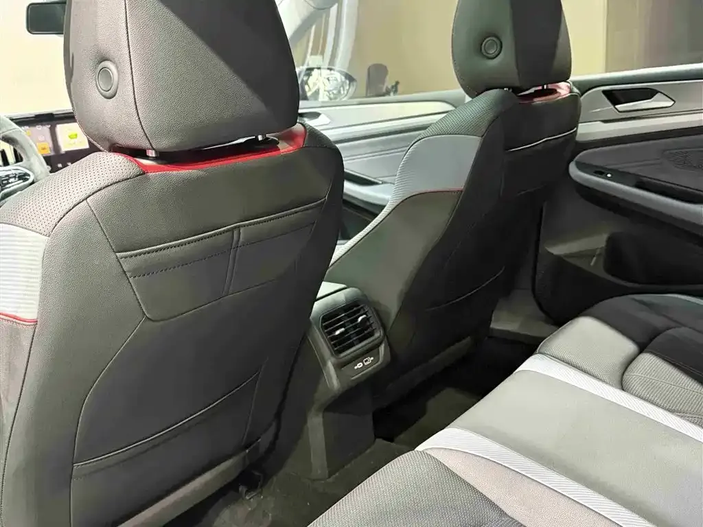 Volkswagen Lamando 2022 из CN, фото 9