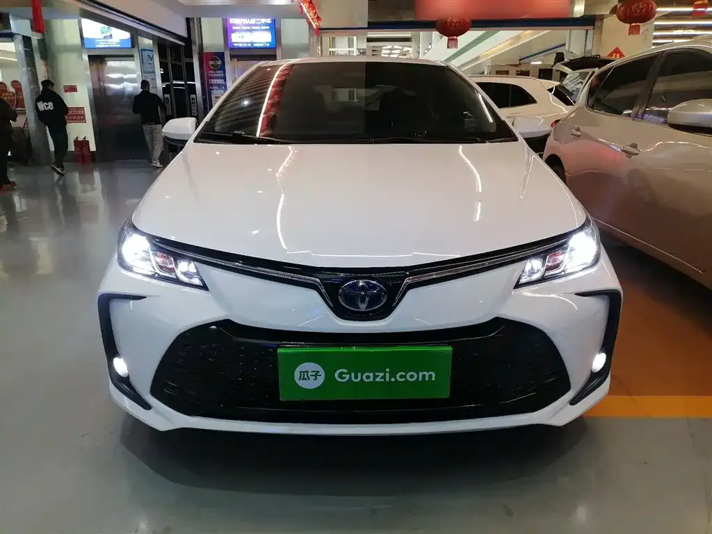 Toyota Corolla 2023 из CN, фото 3