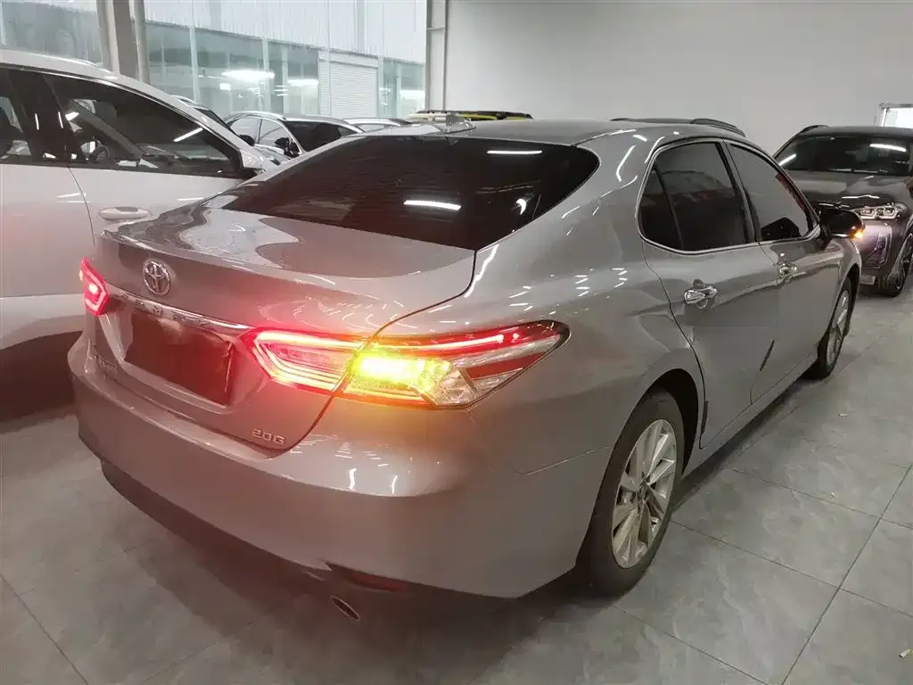 Toyota Camry 2023 из CN, фото 7