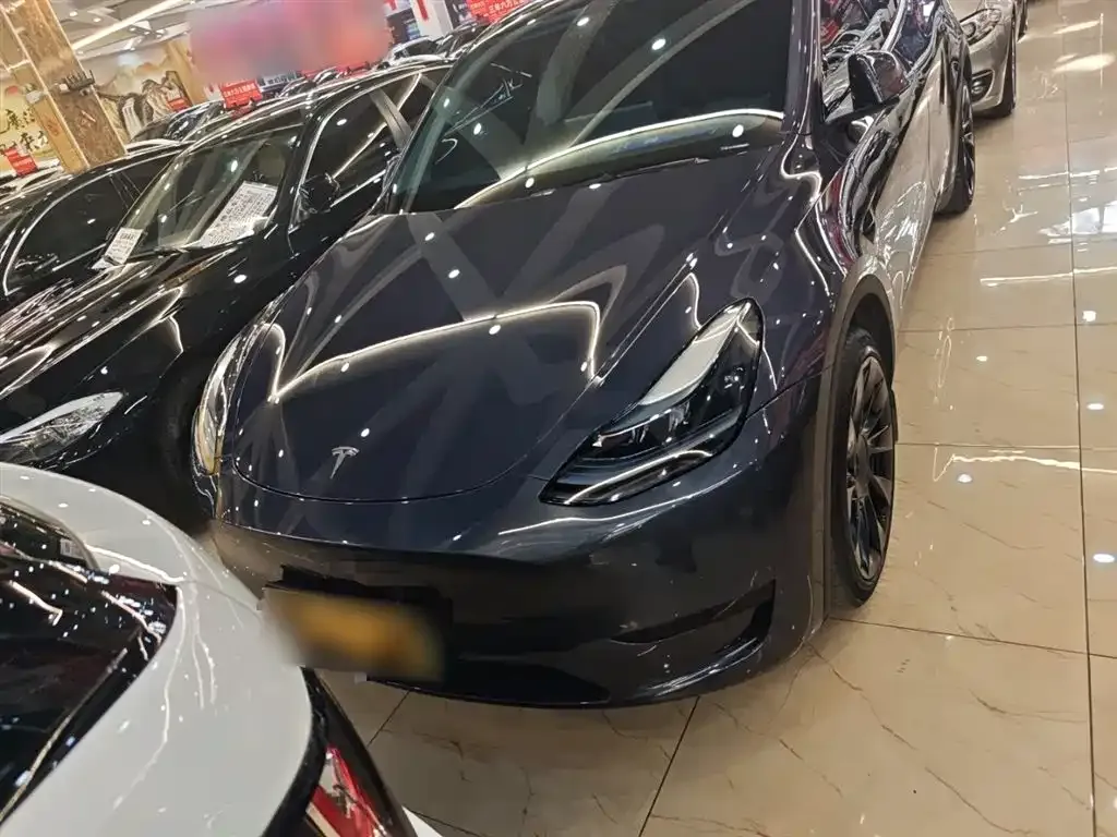 Tesla Model Y 2023 из CN, фото 3