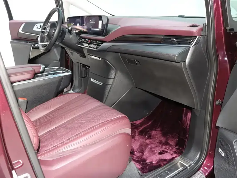 Buick Century 2024 из CN, фото 8