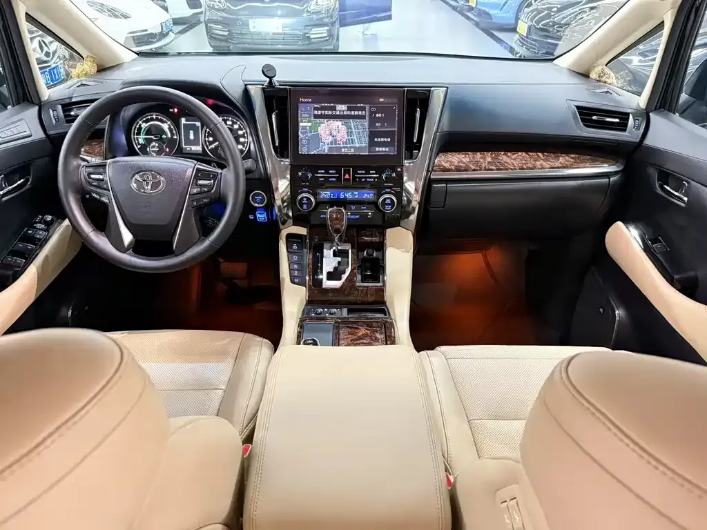 Toyota Alphard 2022 из CN, фото 6
