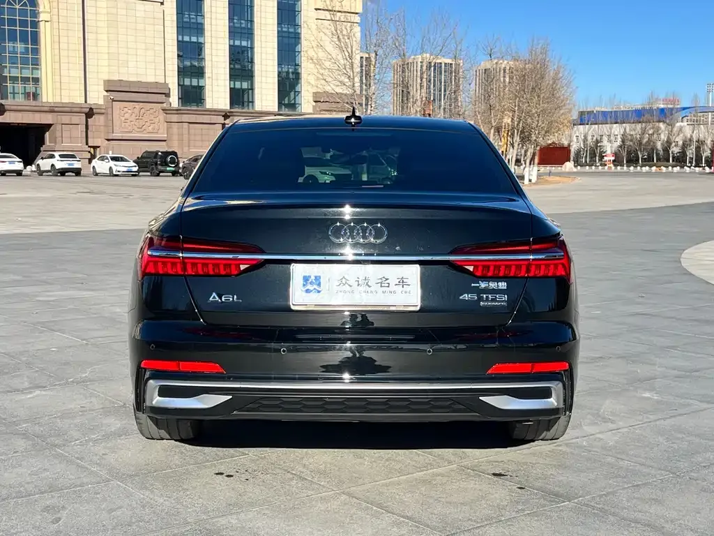 Audi A6L 2023 из CN, фото 8