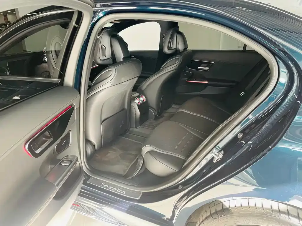 Mercedes-Benz C-Class 2024 из CN, фото 9