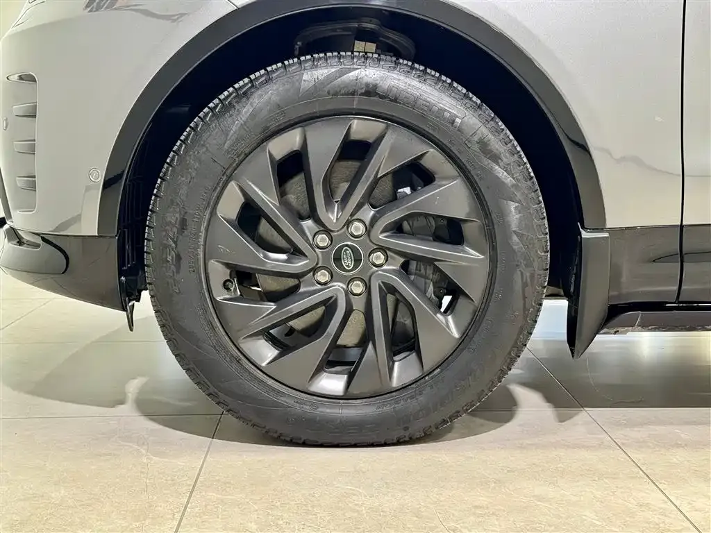 Land Rover Discovery 2023 из CN, фото 9