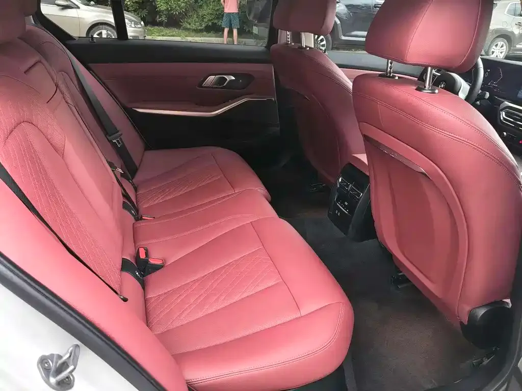 BMW 3 Series 2024 из CN, фото 10