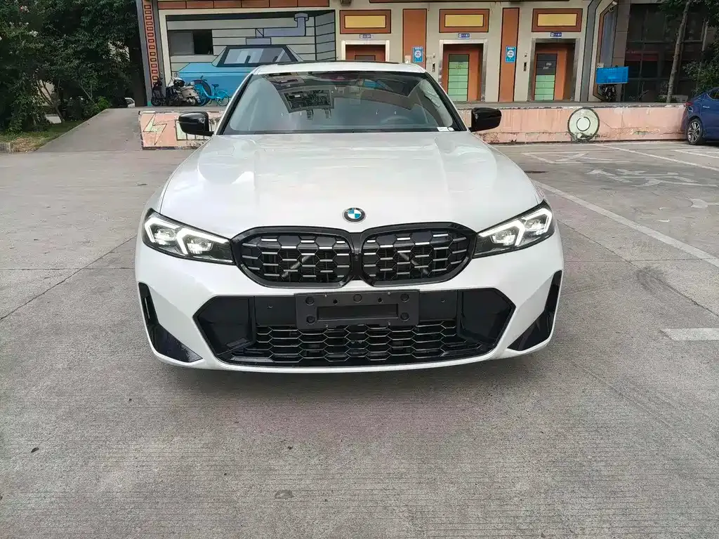 BMW 3 Series 2024 из CN, фото 2
