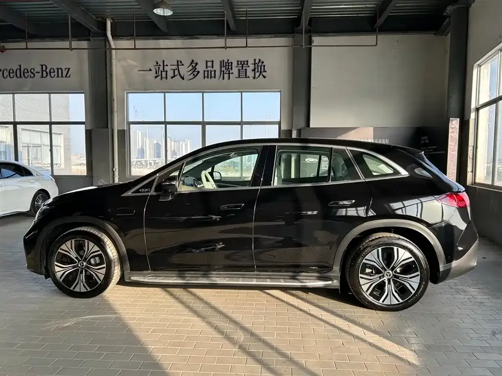 Mercedes-Benz EQE SUV 2025 из CN, фото 3