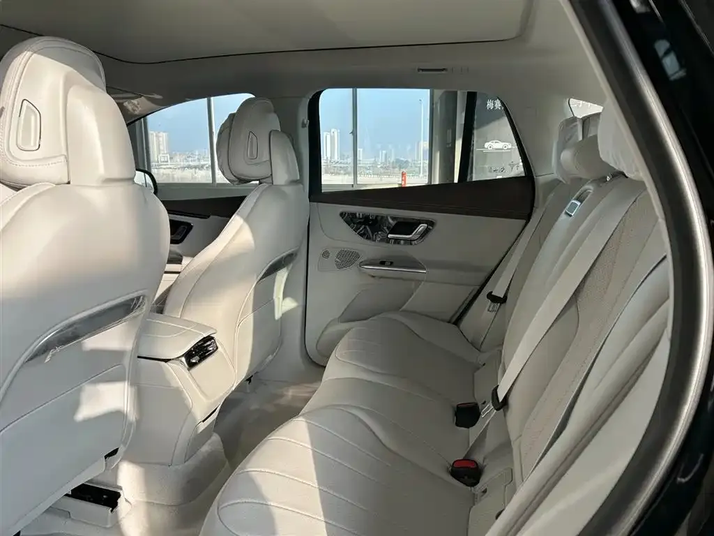 Mercedes-Benz EQE SUV 2025 из CN, фото 8
