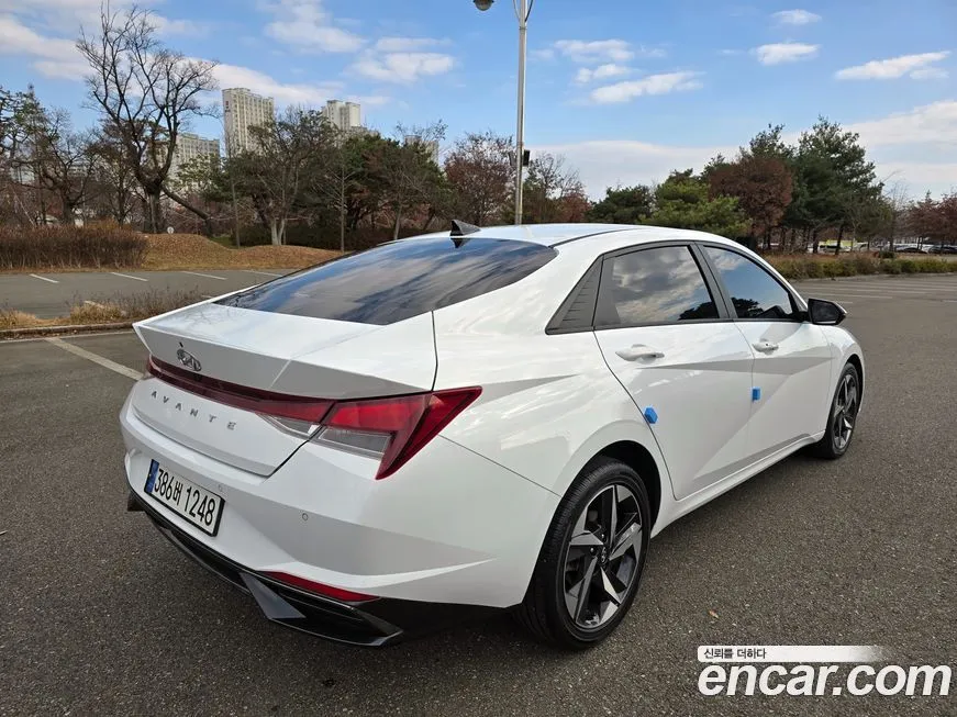 Hyundai AVANTE — фото 2