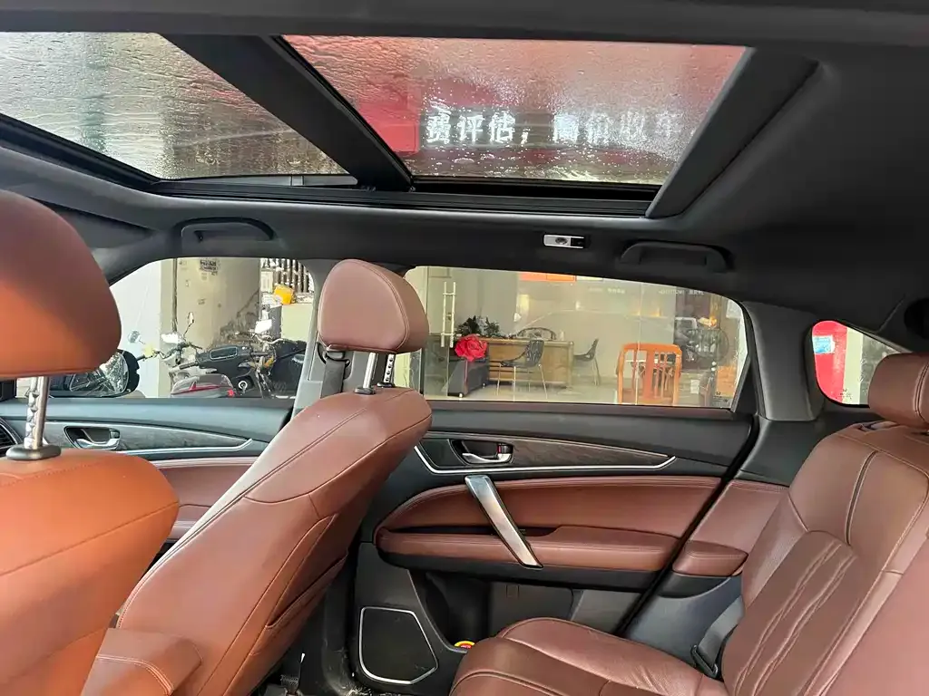 Honda UR-V 2023 из CN, фото 10