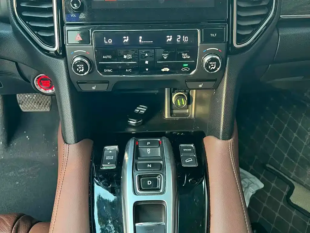 Honda UR-V 2023 из CN, фото 8