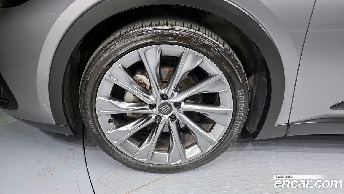 Toyota Crown 2023 из KR, фото 5