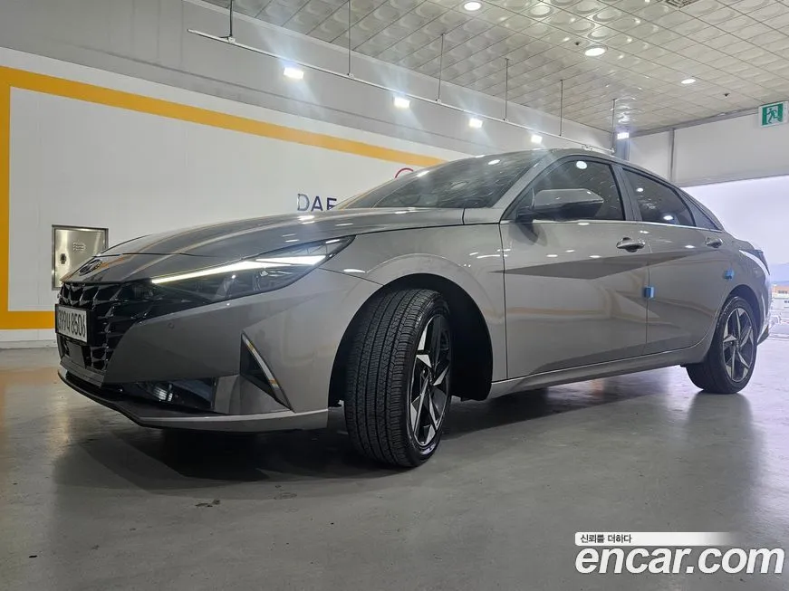 Hyundai AVANTE 2021 из KR, фото 3