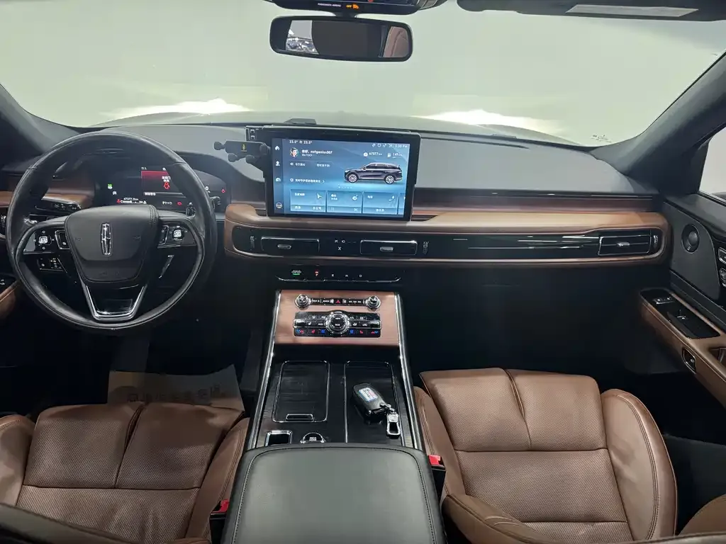 Lincoln Aviator 2021 из CN, фото 10