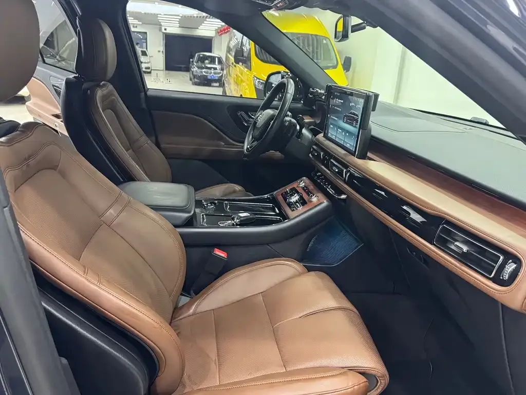 Lincoln Aviator 2021 из CN, фото 6