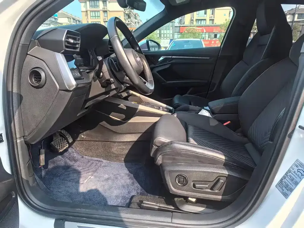 Audi A3 2022 из CN, фото 8