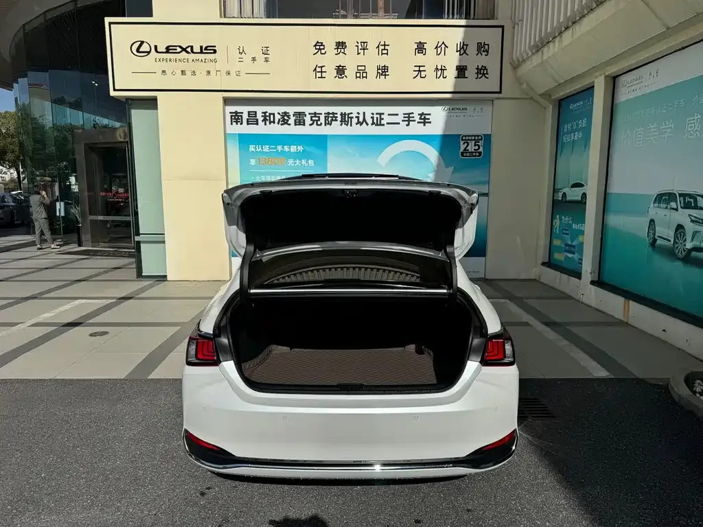 Lexus ES 2024 из CN, фото 9
