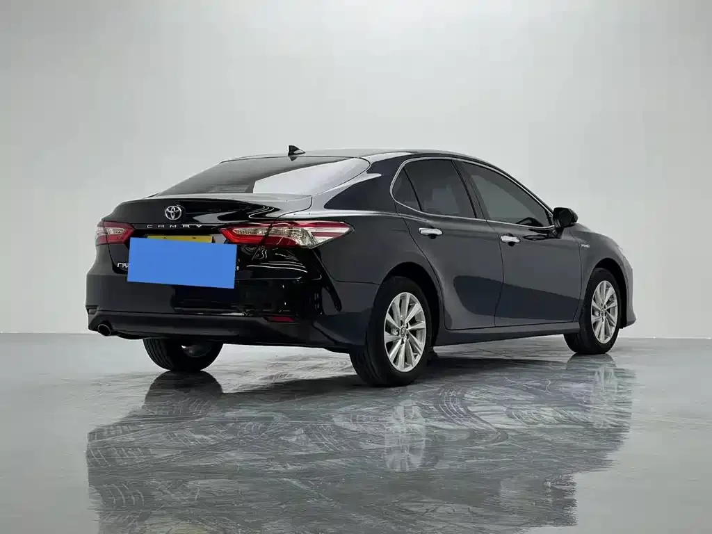 Toyota Camry 2023 из CN, фото 6