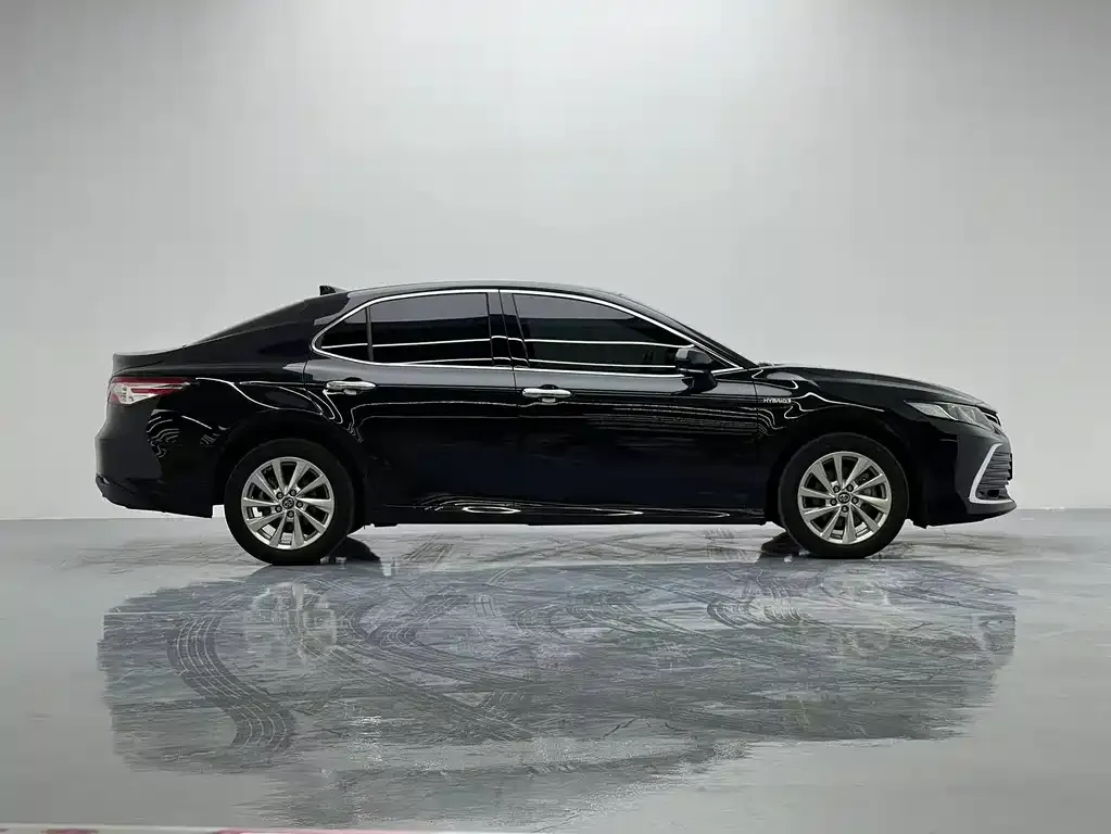 Toyota Camry 2023 из CN, фото 8