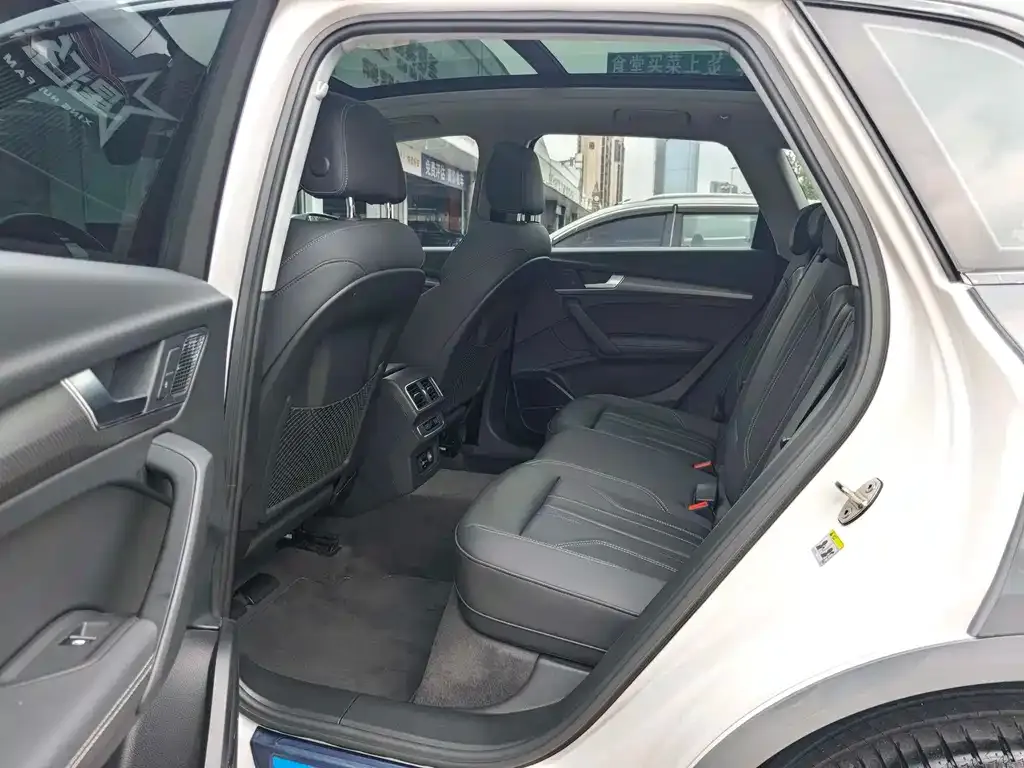 Audi Q5L 2021 из CN, фото 6