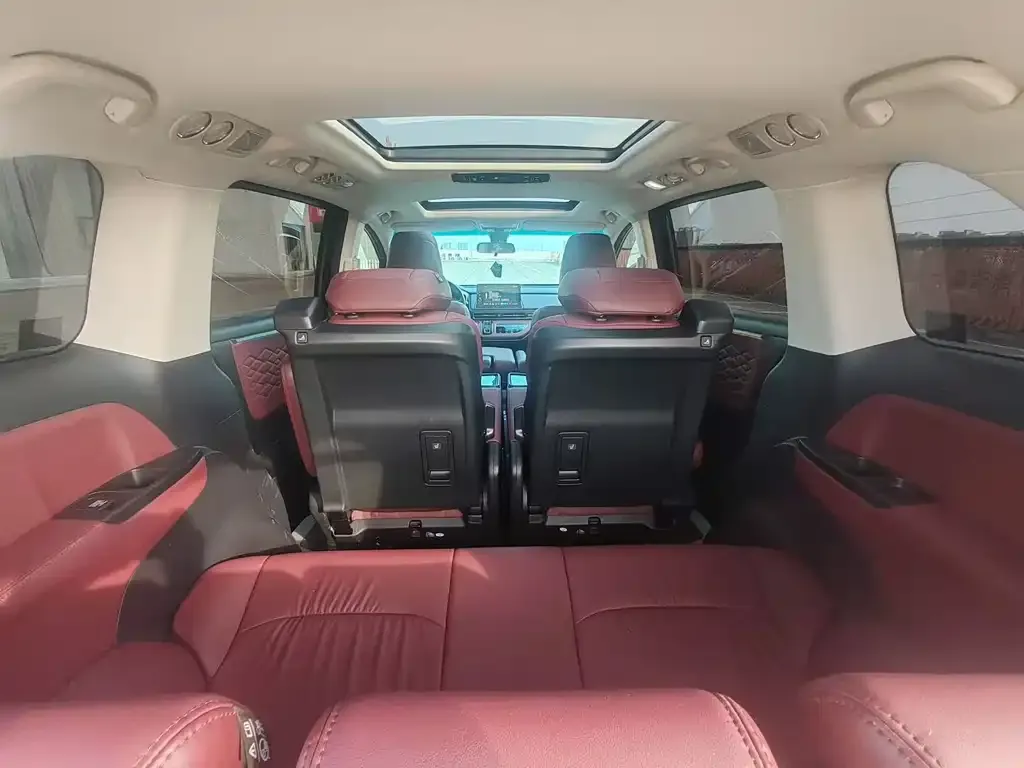 Honda Elysion 2022 из CN, фото 6