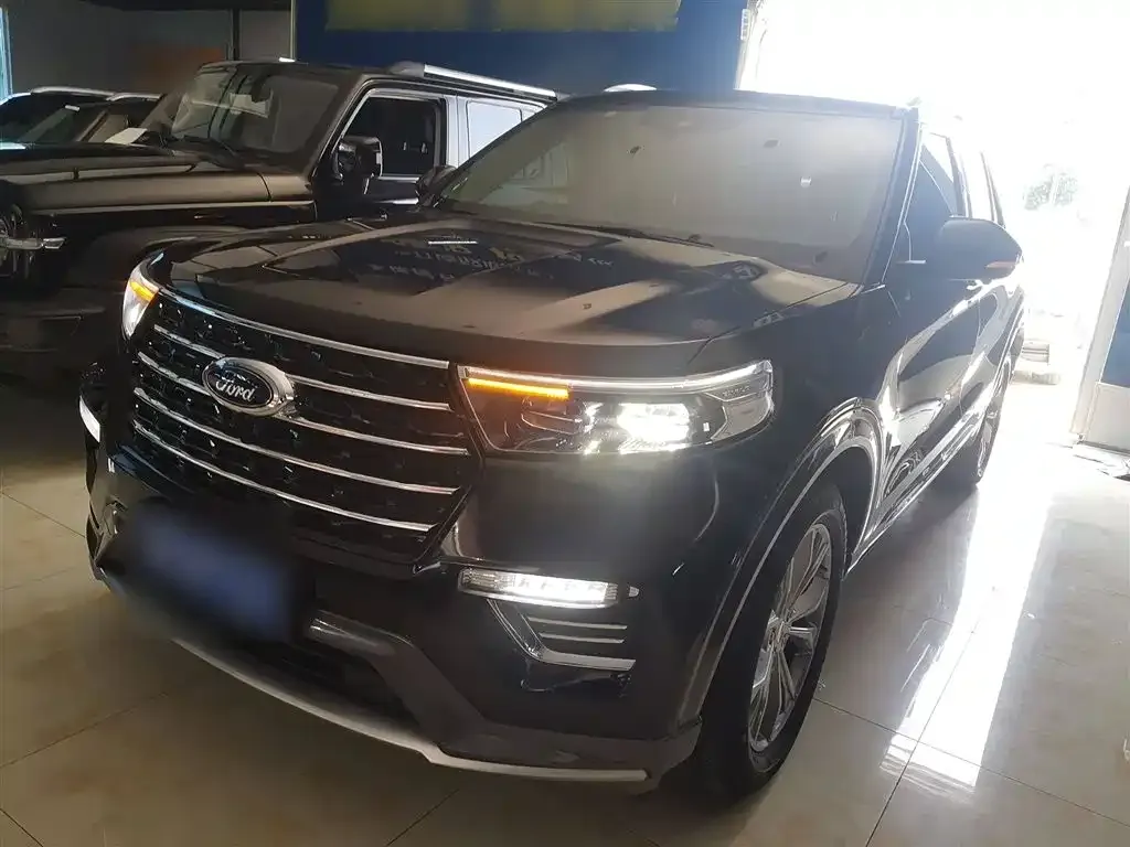 Ford Explorer 2021 из CN, фото 2