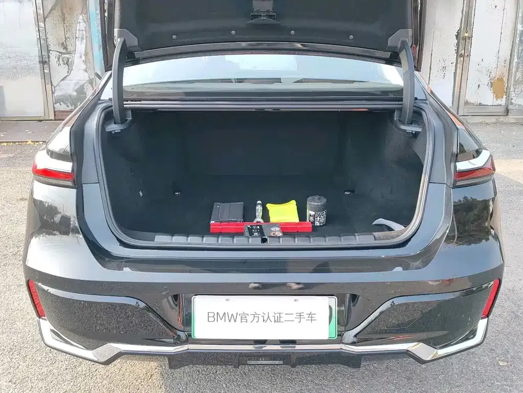 BMW i7 2025 из CN, фото 6