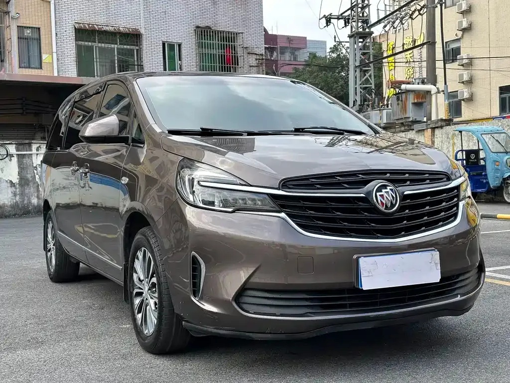 Buick GL8 2022 из CN, фото 3