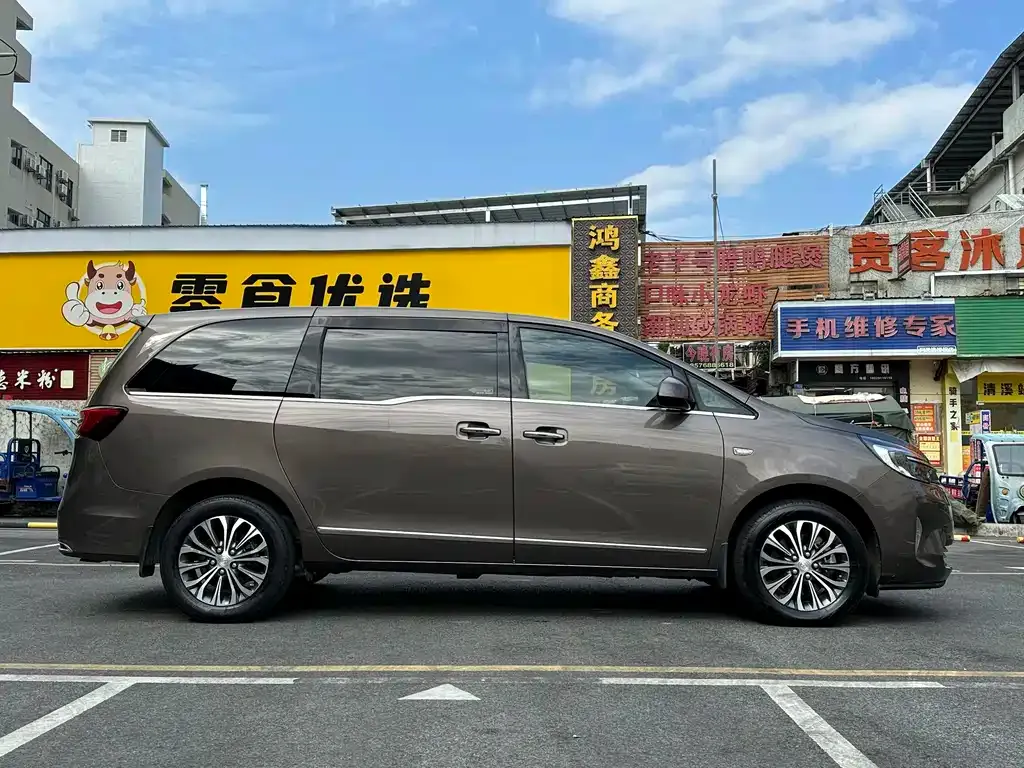 Buick GL8 2022 из CN, фото 4