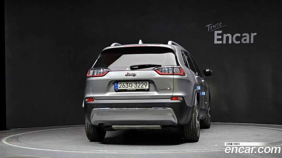 Jeep Cherokee 2021 из KR, фото 4