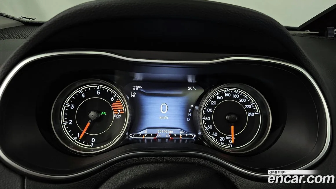 Jeep Cherokee 2021 из KR, фото 8