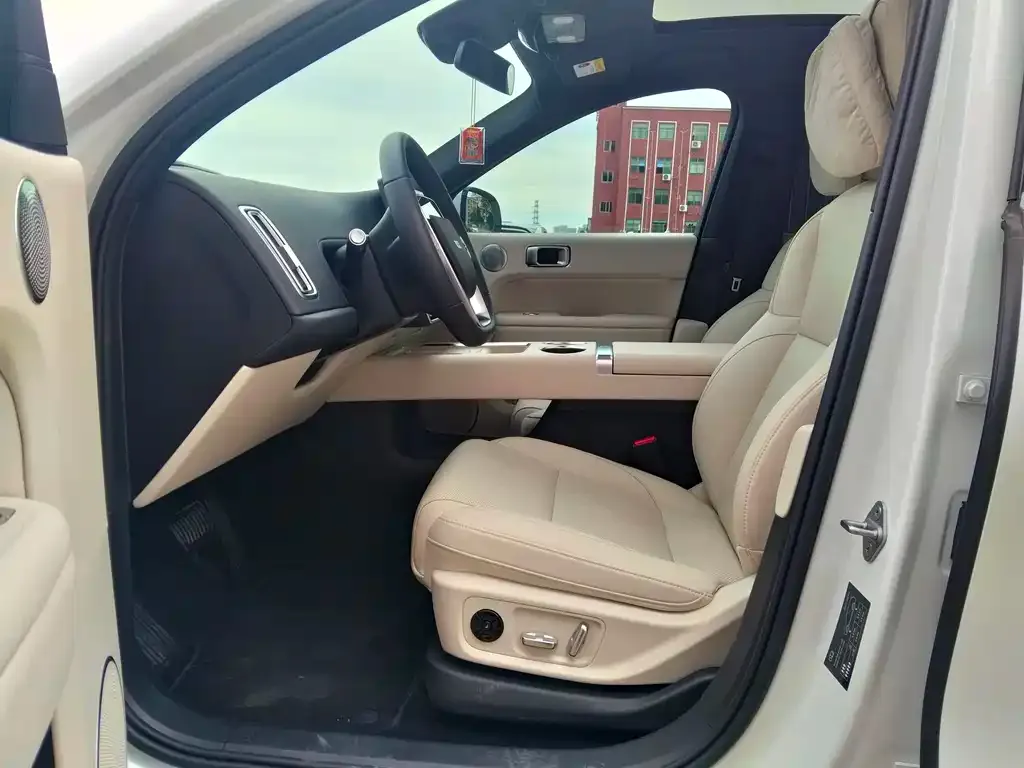 Li Auto L6 2025 из CN, фото 8
