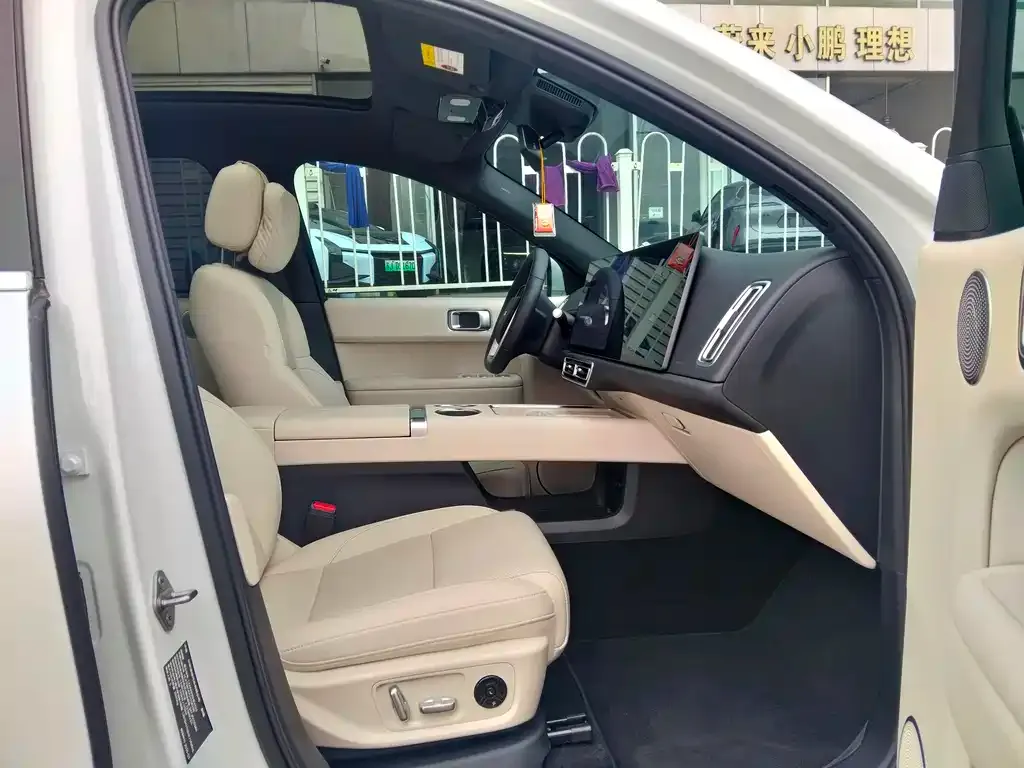 Li Auto L6 2025 из CN, фото 9